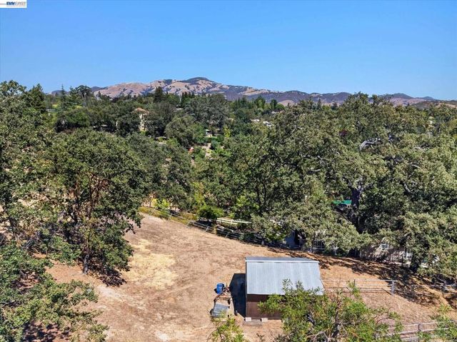 511 El Pintado Rd, Danville, CA 94526