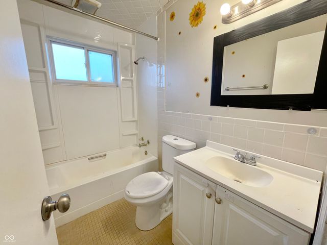 5667 Broyles Road, Avon, IN 46123