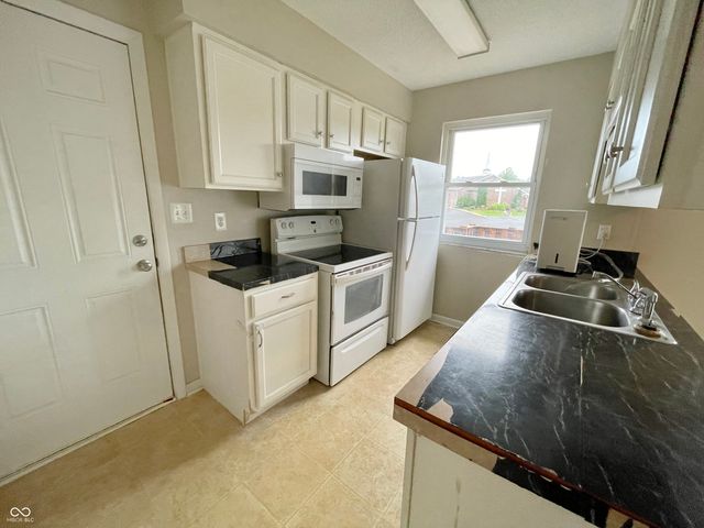 5667 Broyles Road, Avon, IN 46123