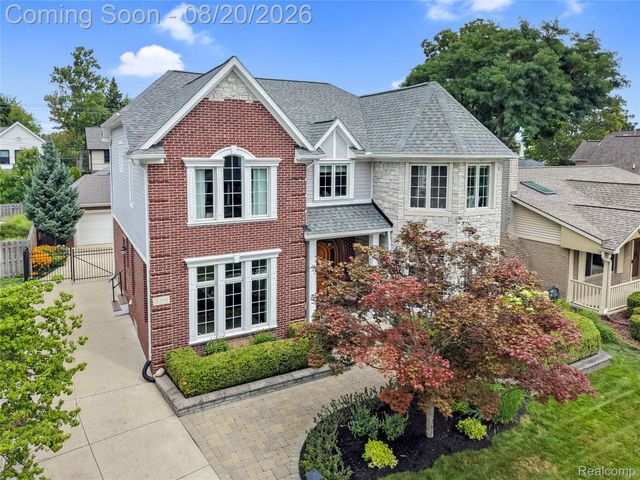 530 W 3rd Street, Rochester, MI 48307