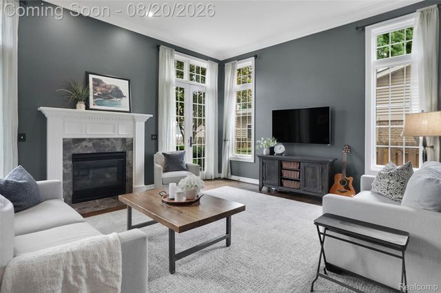 530 W 3rd Street, Rochester, MI 48307