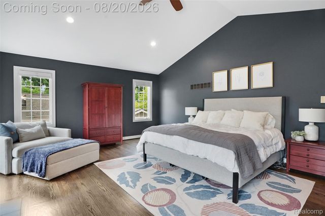 530 W 3rd Street, Rochester, MI 48307