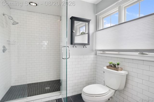 530 W 3rd Street, Rochester, MI 48307
