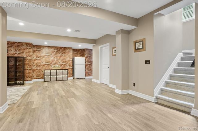 530 W 3rd Street, Rochester, MI 48307