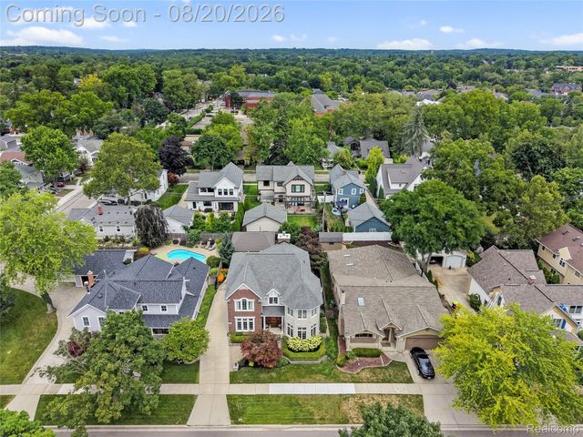 530 W 3rd Street, Rochester, MI 48307
