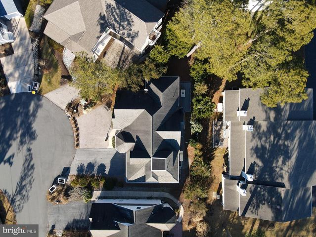 844 GLEN DR, Bethany Beach, DE 19930