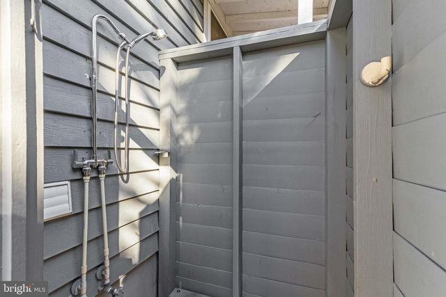 844 GLEN DR, Bethany Beach, DE 19930