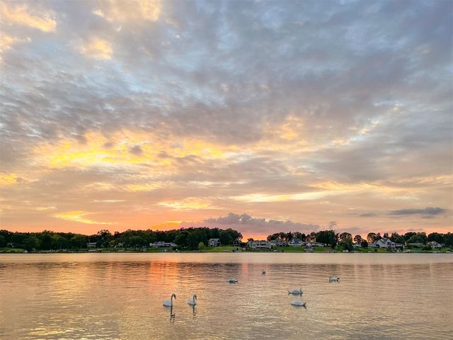 70649 Sunset Boulevard, Union, MI 49130
