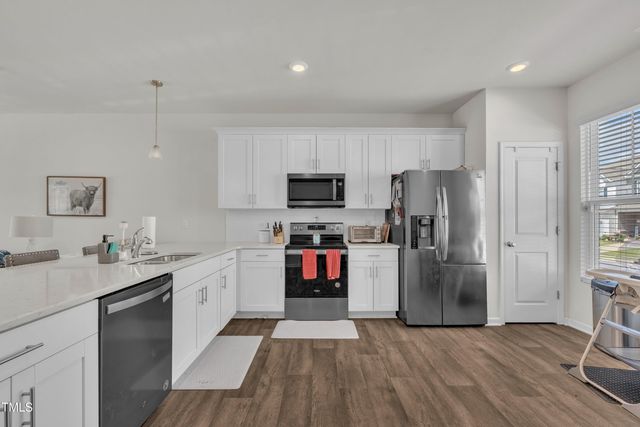 122 Enterprise Drive, Clayton, NC 27520