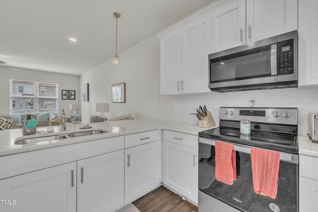 122 Enterprise Drive, Clayton, NC 27520