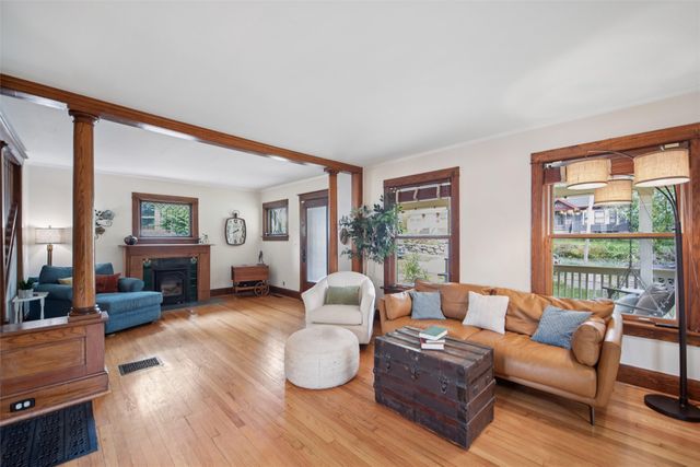 714 32nd Street, Des Moines, IA 50312