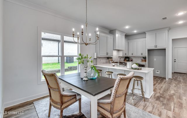 400 Parkdale Place, Canton, MS 39046