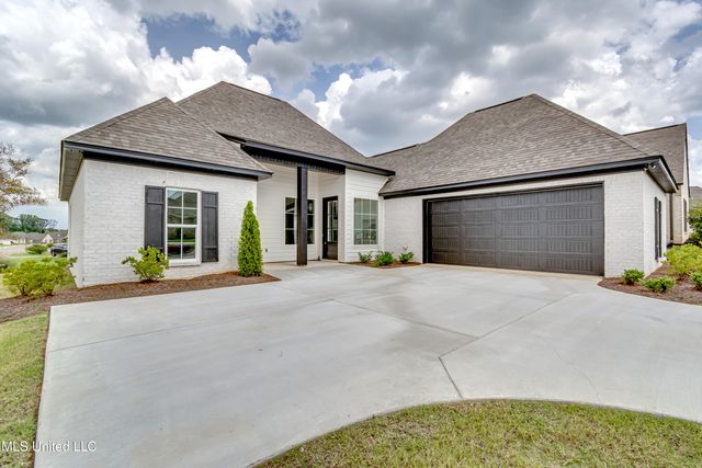 400 Parkdale Place, Canton, MS 39046