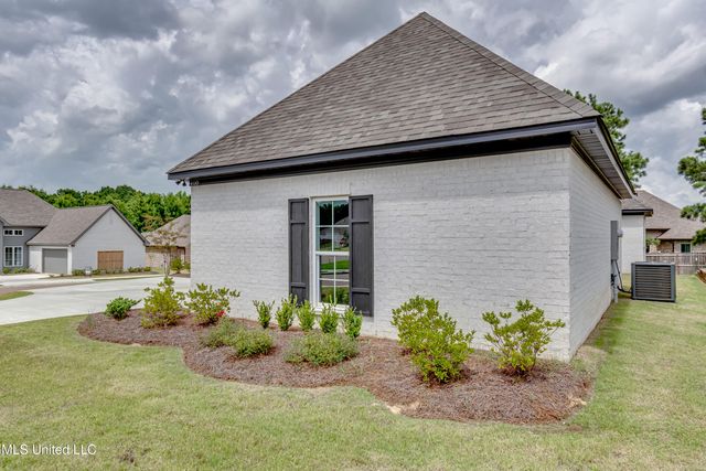 400 Parkdale Place, Canton, MS 39046