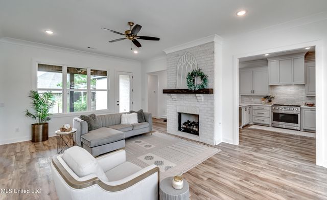 400 Parkdale Place, Canton, MS 39046