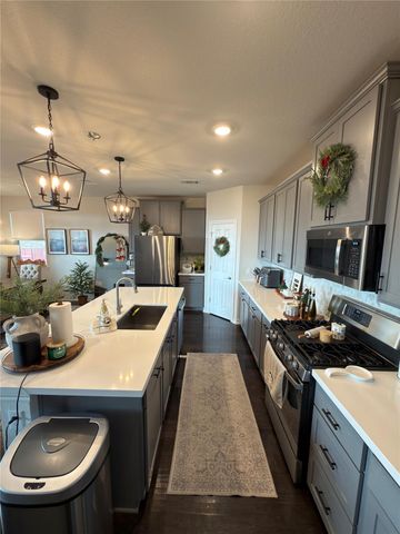 132 Small Seed DR, Buda, TX 78610