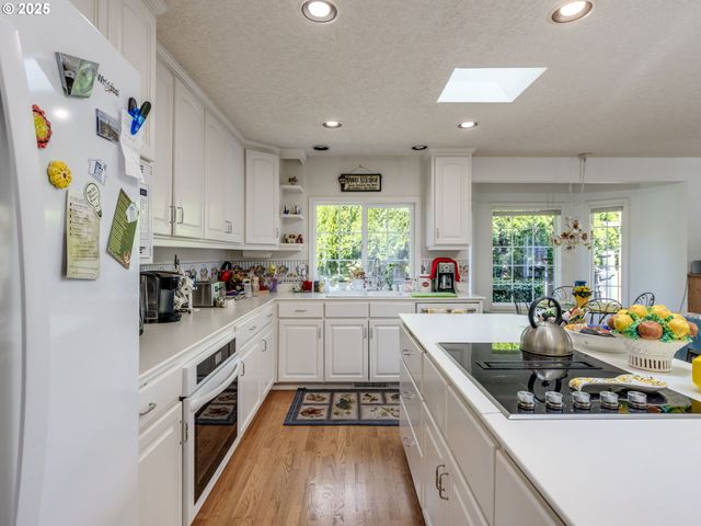 16266 Se CLARE Ct, Milwaukie, OR 97267