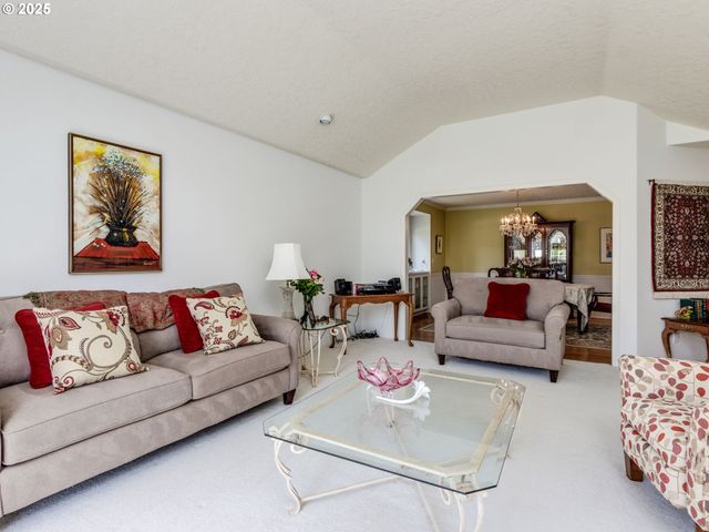 16266 Se CLARE Ct, Milwaukie, OR 97267