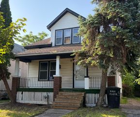 6421 Floyd Avenue, Detroit City, MI 48210