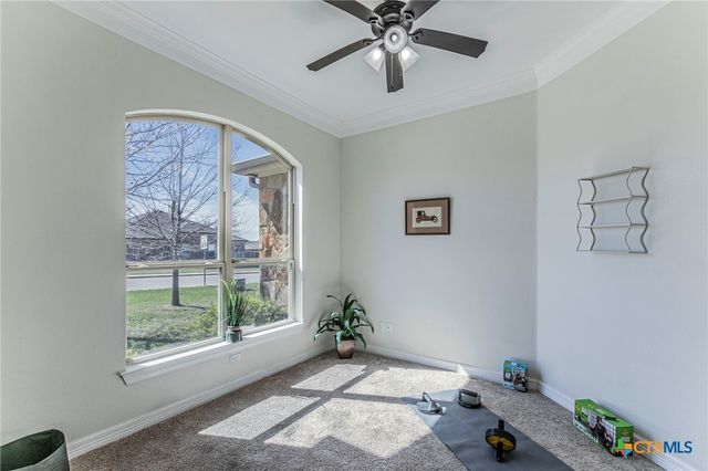 300 Magan Lane, Jarrell, TX 76537