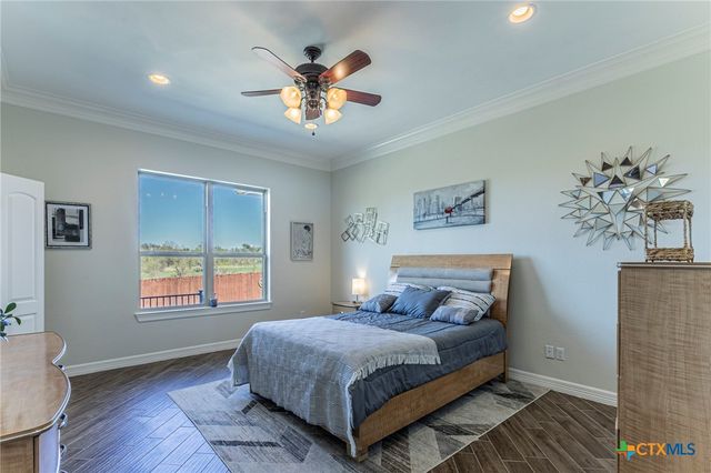 300 Magan Lane, Jarrell, TX 76537