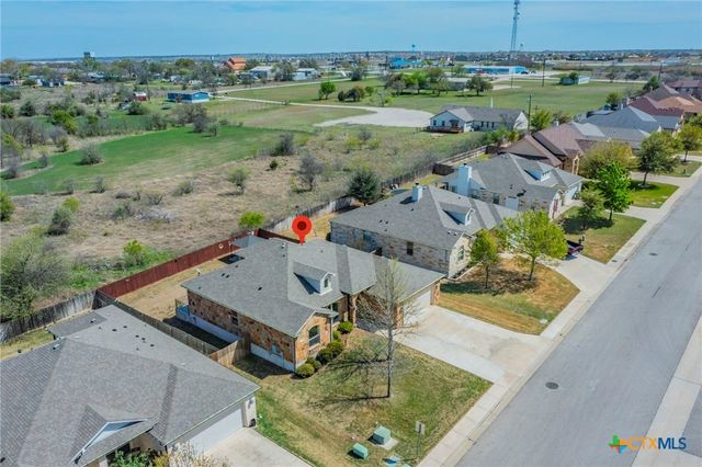 300 Magan Lane, Jarrell, TX 76537
