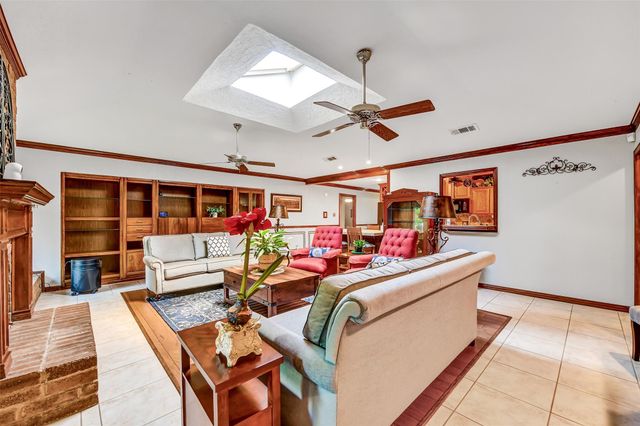13320 County Road 184, Alvin, TX 77511
