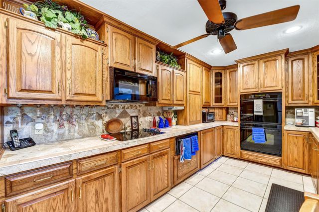 13320 County Road 184, Alvin, TX 77511