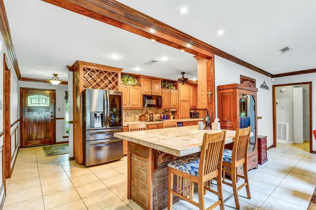 13320 County Road 184, Alvin, TX 77511