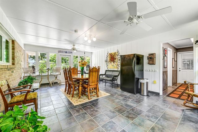 13320 County Road 184, Alvin, TX 77511