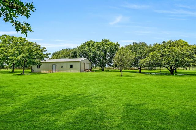13320 County Road 184, Alvin, TX 77511
