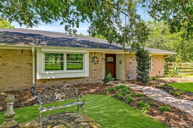 13320 County Road 184, Alvin, TX 77511