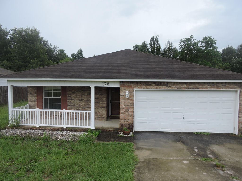 178 Cabana Way, Crestview, FL 32536