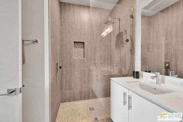 138 The, Palm Springs, CA 92262