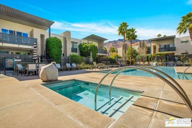 138 The, Palm Springs, CA 92262