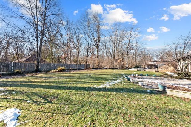 2655 Crestwood Lane, Riverwoods, IL 60015