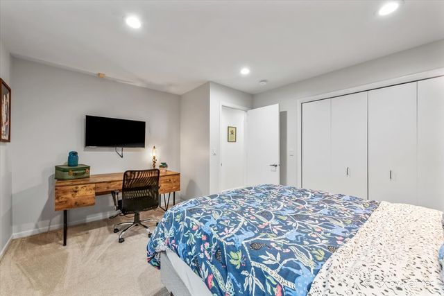 2655 Crestwood Lane, Riverwoods, IL 60015