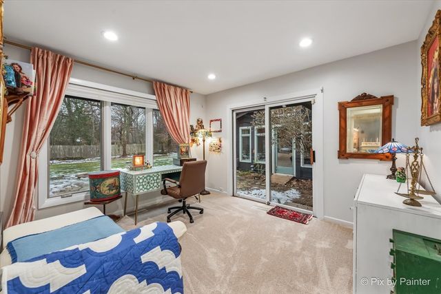 2655 Crestwood Lane, Riverwoods, IL 60015