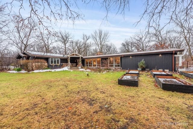 2655 Crestwood Lane, Riverwoods, IL 60015