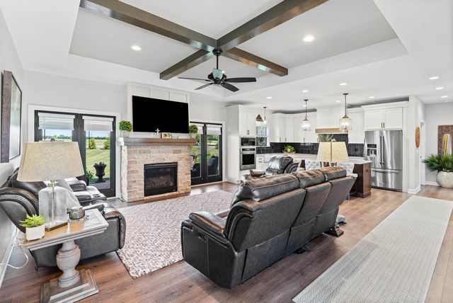 184 Queens Creek Drive, Frankenmuth, MI 48734