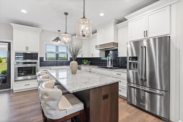 184 Queens Creek Drive, Frankenmuth, MI 48734