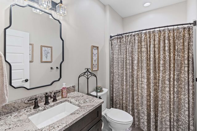 184 Queens Creek Drive, Frankenmuth, MI 48734