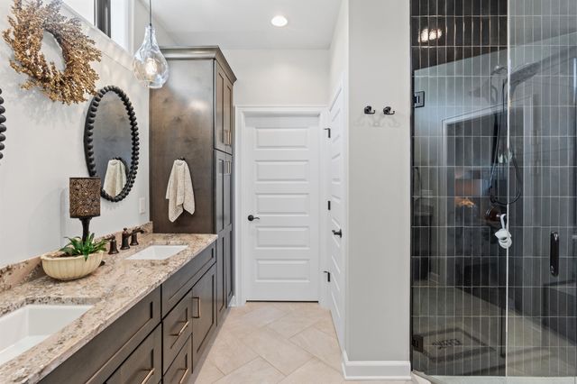 184 Queens Creek Drive, Frankenmuth, MI 48734