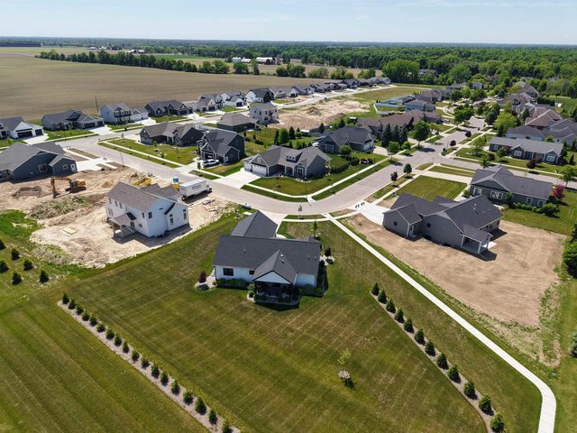 184 Queens Creek Drive, Frankenmuth, MI 48734