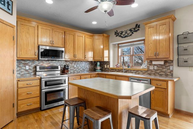 31104 Morley Drive, Lindstrom, MN 55045