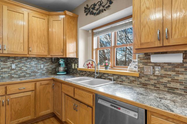 31104 Morley Drive, Lindstrom, MN 55045