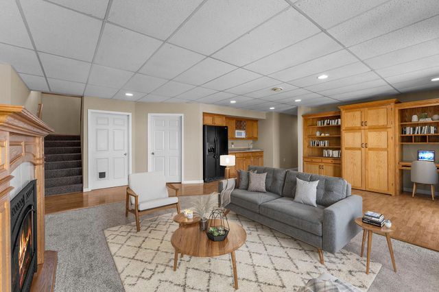 31104 Morley Drive, Lindstrom, MN 55045