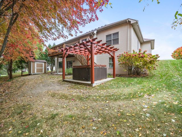 31104 Morley Drive, Lindstrom, MN 55045