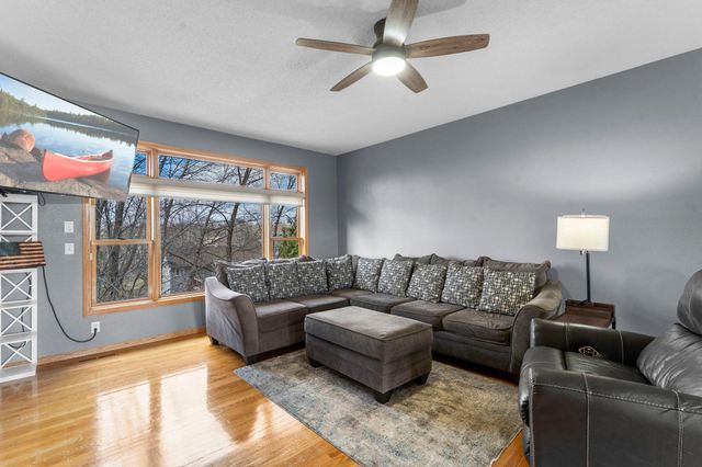 31104 Morley Drive, Lindstrom, MN 55045