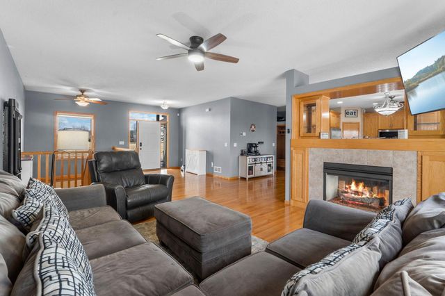 31104 Morley Drive, Lindstrom, MN 55045